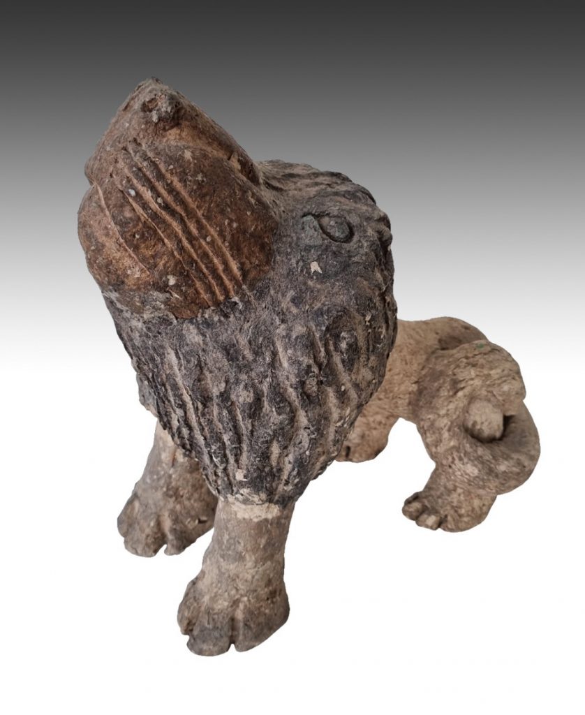 AA-034-image,Untitled, 2012 Papier Mache 28 x 34 x 14 cm