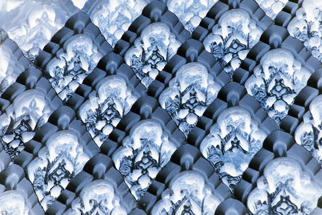 AM-5-image,Untitled 7, 2006 Archival pigment print on 100% cotton acid free watercolor paper Image size 50.8 x 76.2 cm Paper size 70 x 100 cm