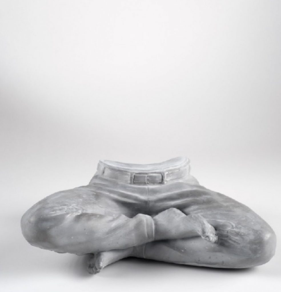 BL-033-image,Seated, 2022 Concrete 40 x 30 x 15 cm